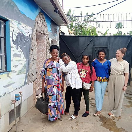 First Point Arusha Hostel Extérieur photo