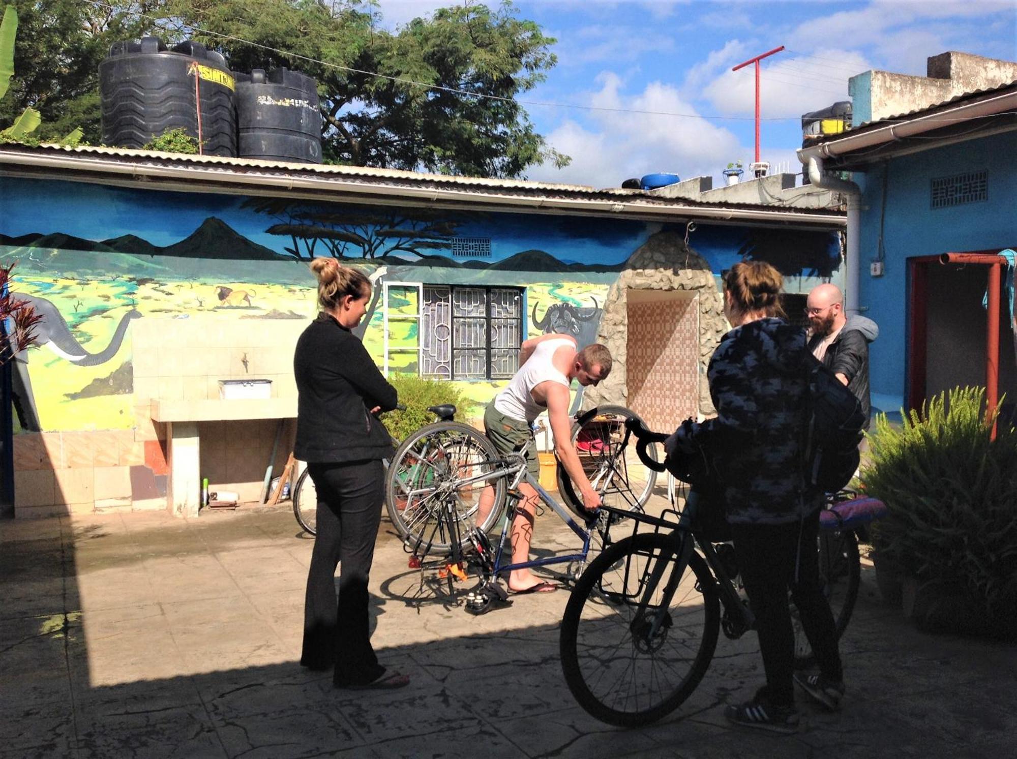 First Point Arusha Hostel Extérieur photo